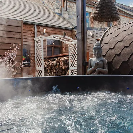 Les Notes Endormies לינה וארוחת בוקר 3*