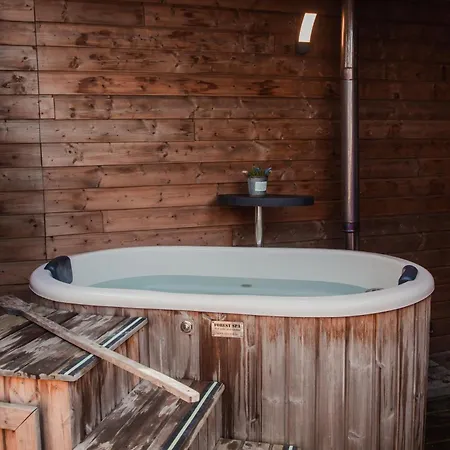 Maison D'hote Les Notes Endormies Le Refuge Bed & Breakfast *